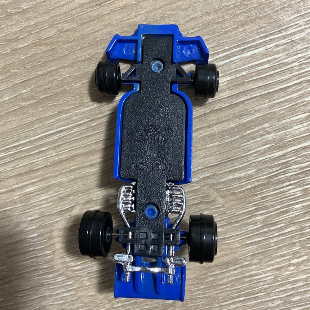 Blue Racing Car - Picture 3 of 3